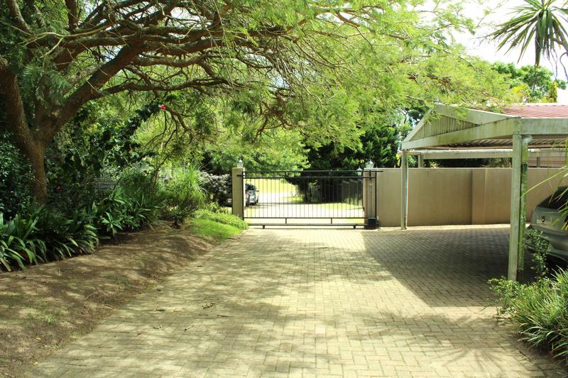 5 Bedroom Property for Sale in Lovemore Heights Estate Eastern Cape